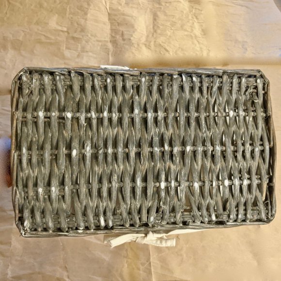 Lined NWOT Divided Wicker Organizer Basket (Grey) - Picture 7 of 15